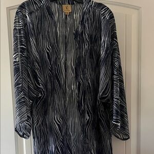 Kasper Black and White Swim Coverup